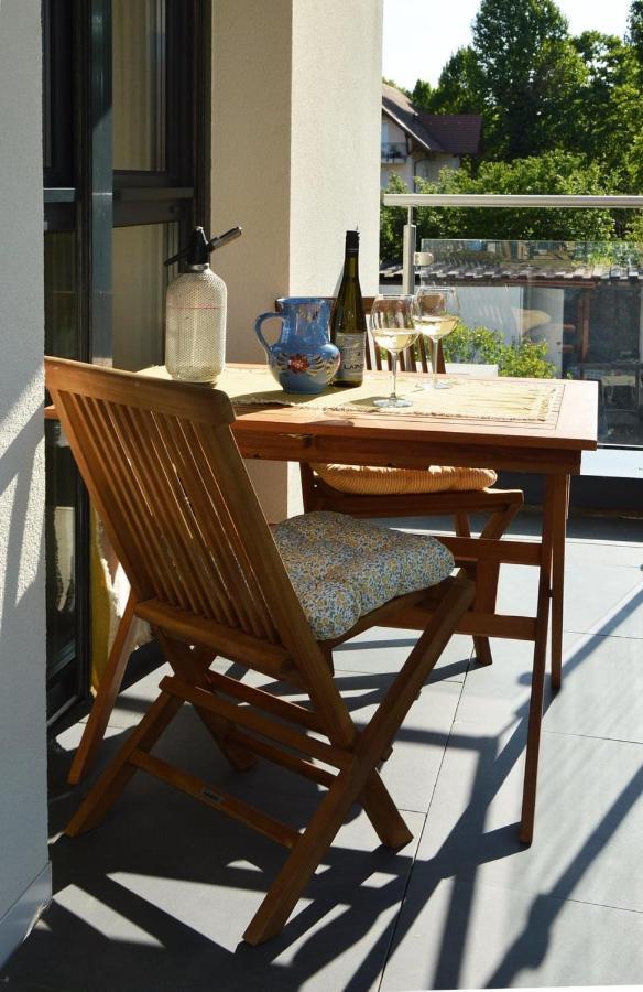 Inn Lelle Balatonlelle Exterior photo