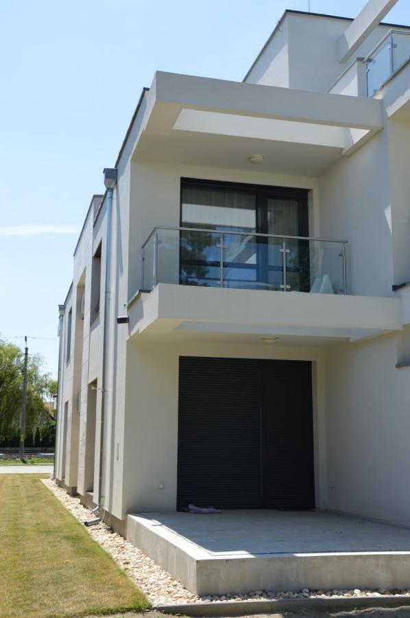 Inn Lelle Balatonlelle Exterior photo